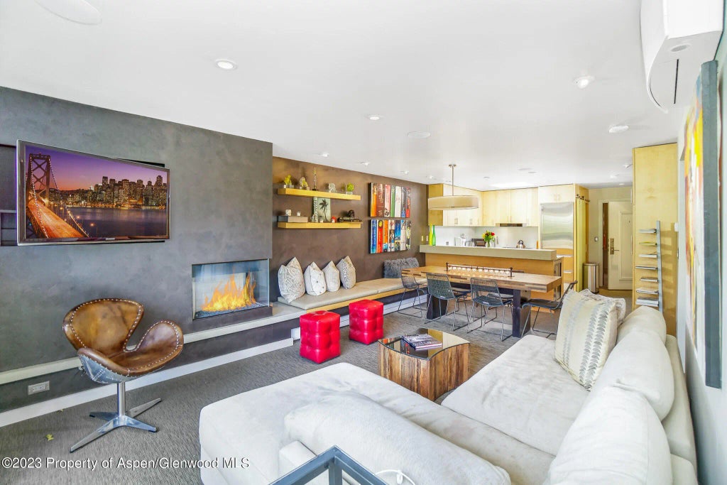 2 of 21 - 205 E Durant Avenue 3h, Aspen, CO