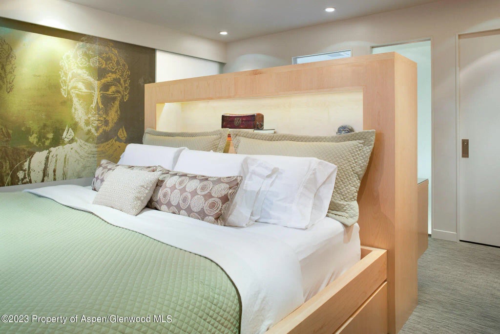 8 of 21 - 205 E Durant Avenue 3h, Aspen, CO