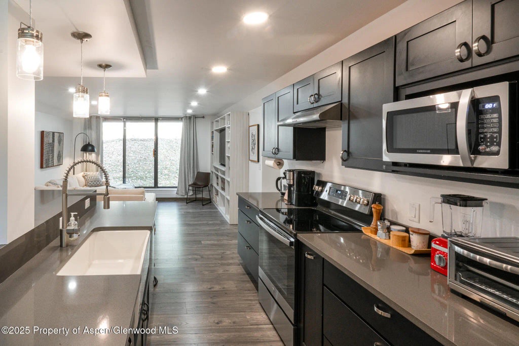 7 of 17 - 1316 Vine Street, Aspen, CO
