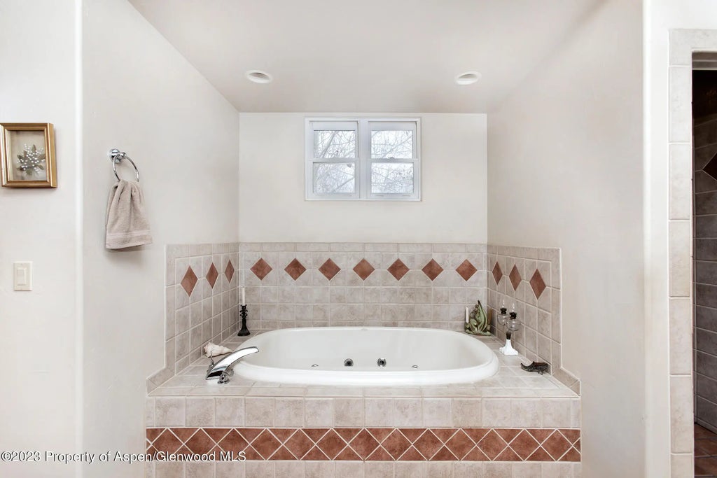 17 of 18 - 764 Promontory Lane, Basalt, CO