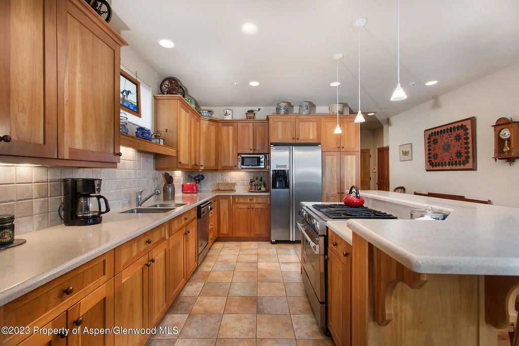 6 of 18 - 764 Promontory Lane, Basalt, CO