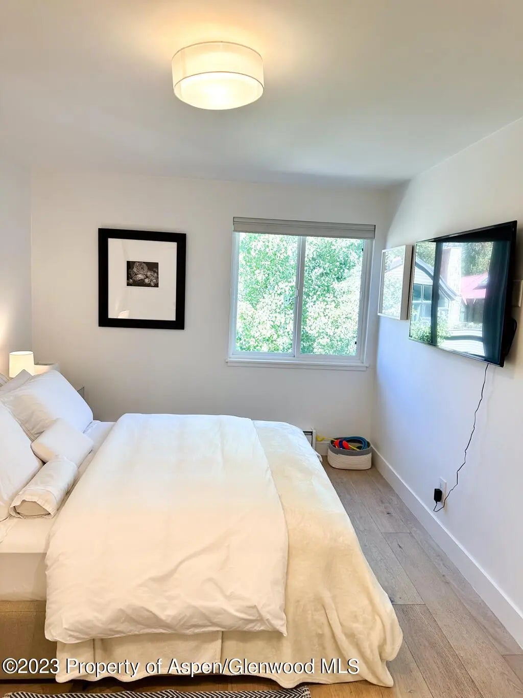 11 of 21 - 940 Waters Avenue 304, Aspen, CO