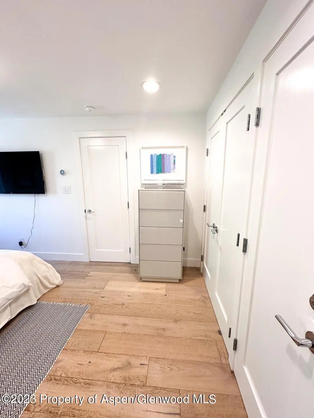 14 of 21 - 940 Waters Avenue 304, Aspen, CO