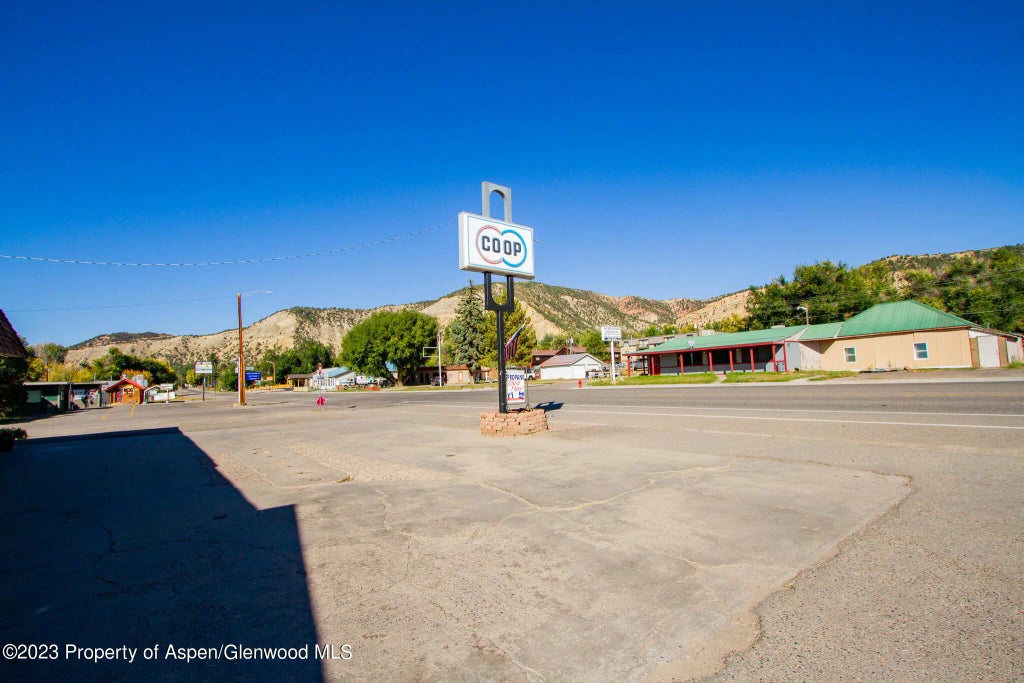 10 of 48 - 990 Market Street, Meeker, CO