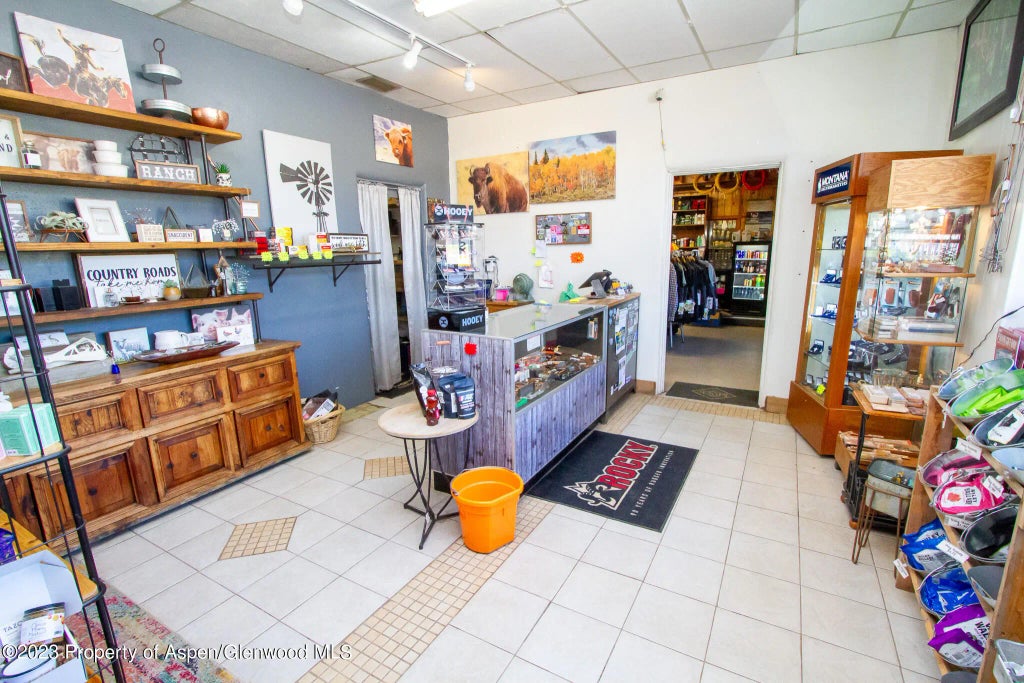 14 of 48 - 990 Market Street, Meeker, CO