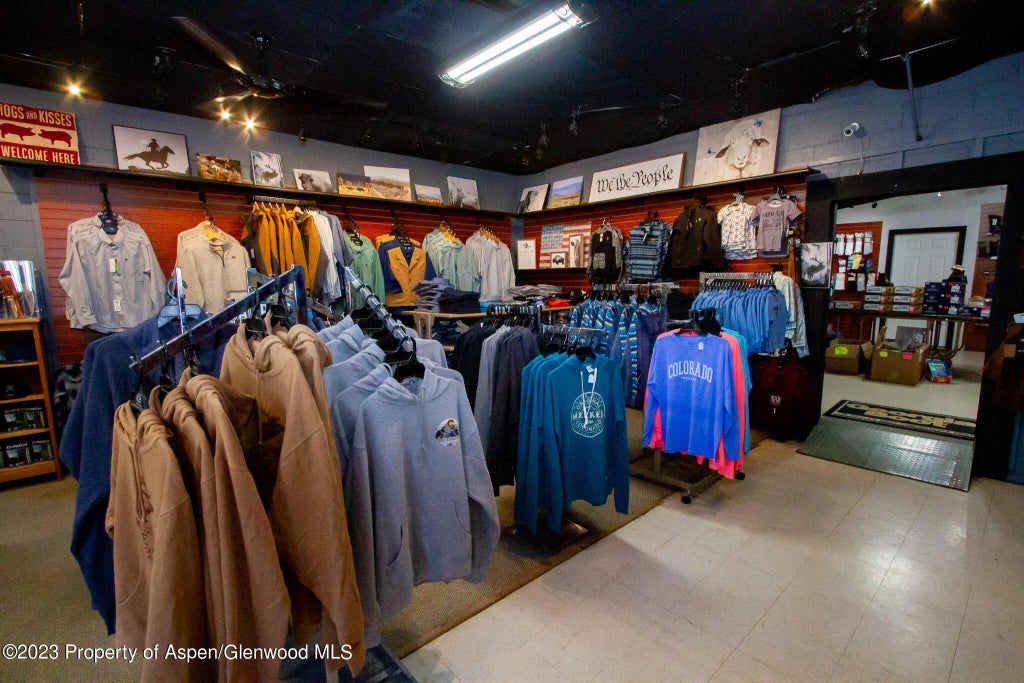 22 of 48 - 990 Market Street, Meeker, CO
