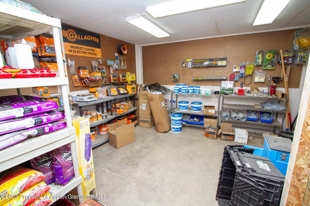 37 of 48 - 990 Market Street, Meeker, CO