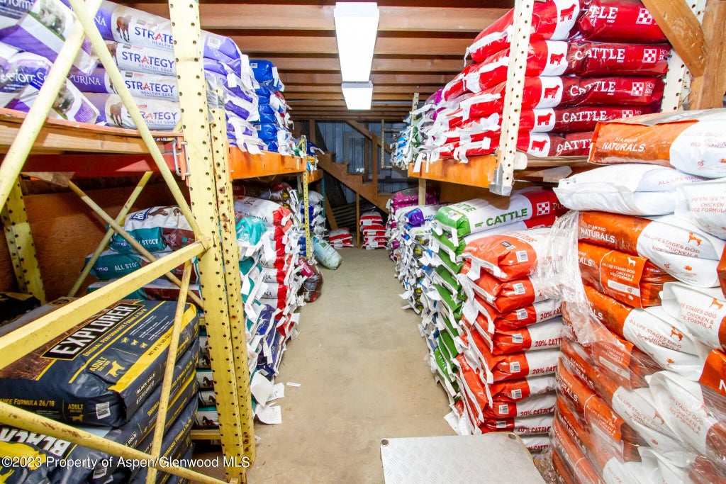 39 of 48 - 990 Market Street, Meeker, CO