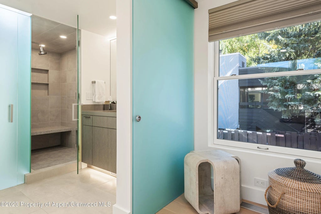 15 of 23 - 1001 E Cooper Avenue 1, Aspen, CO