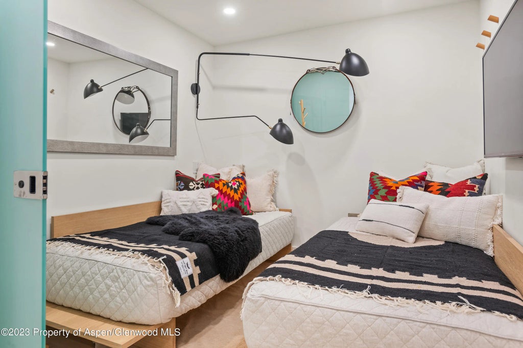 19 of 23 - 1001 E Cooper Avenue 1, Aspen, CO