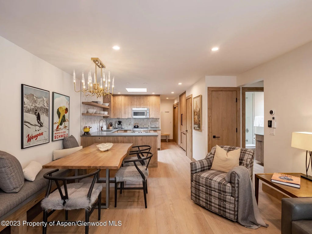 6 of 18 - 205 E Durant Avenue 3j, Aspen, CO