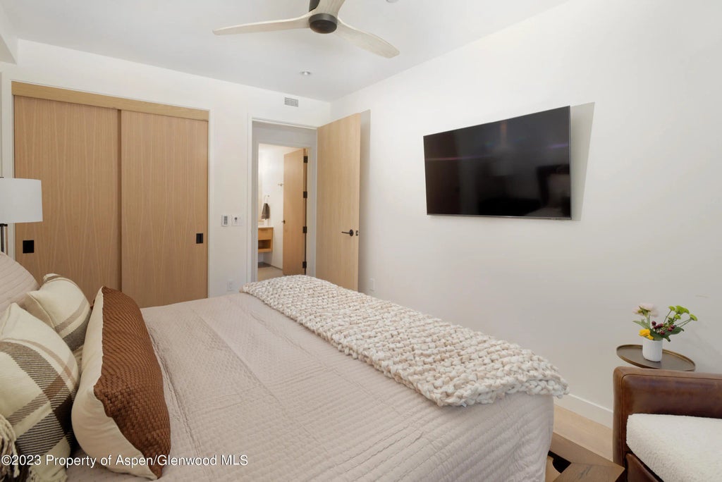 19 of 28 - 119 Wood Road 201, Snowmass Village, CO