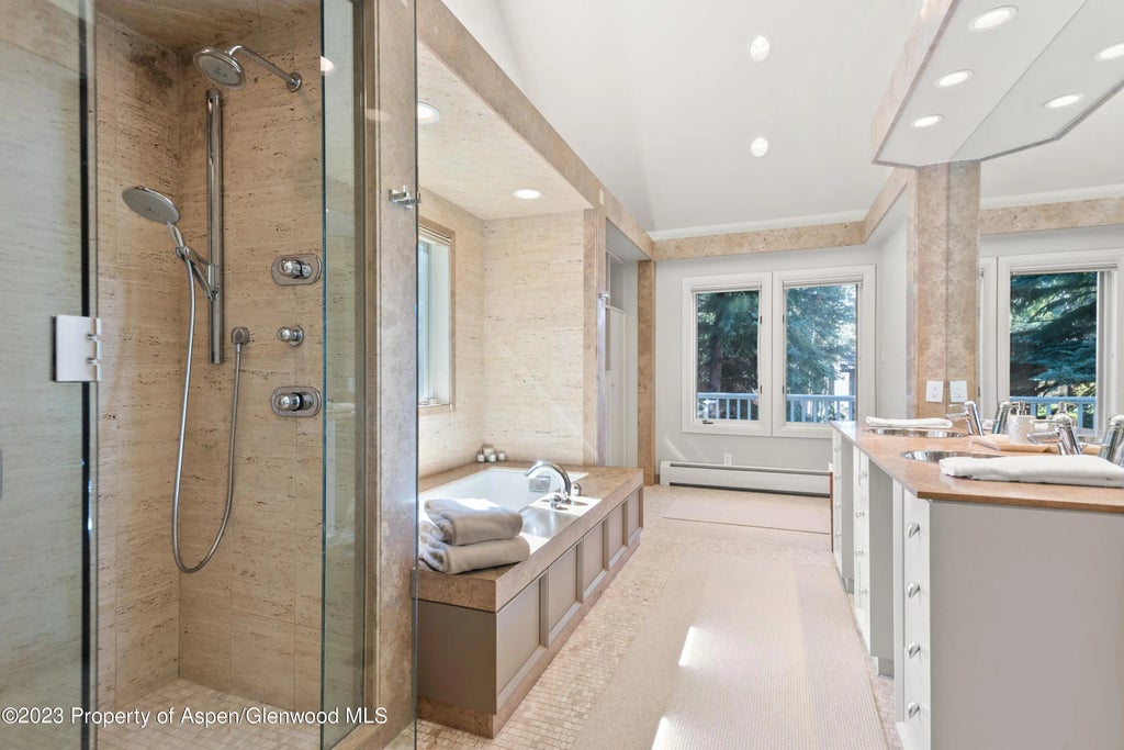 22 of 42 - 517 W North Street, Aspen, CO