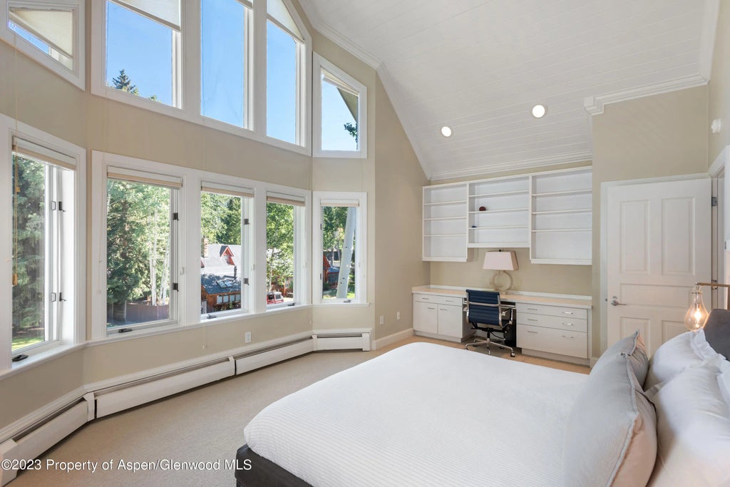 24 of 42 - 517 W North Street, Aspen, CO