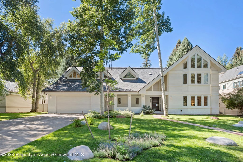 39 of 42 - 517 W North Street, Aspen, CO