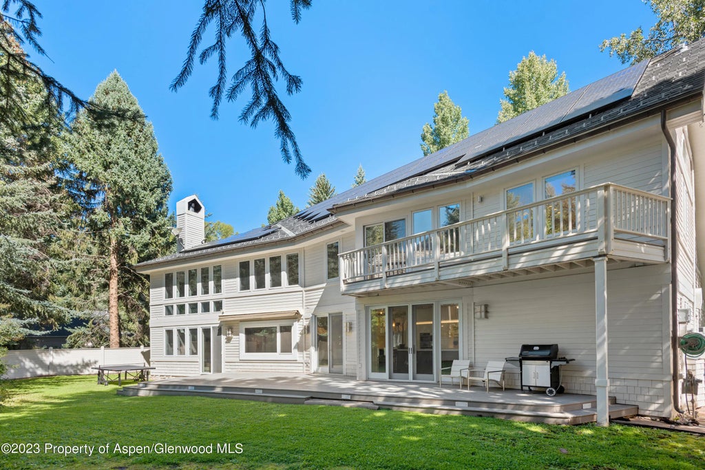 40 of 42 - 517 W North Street, Aspen, CO