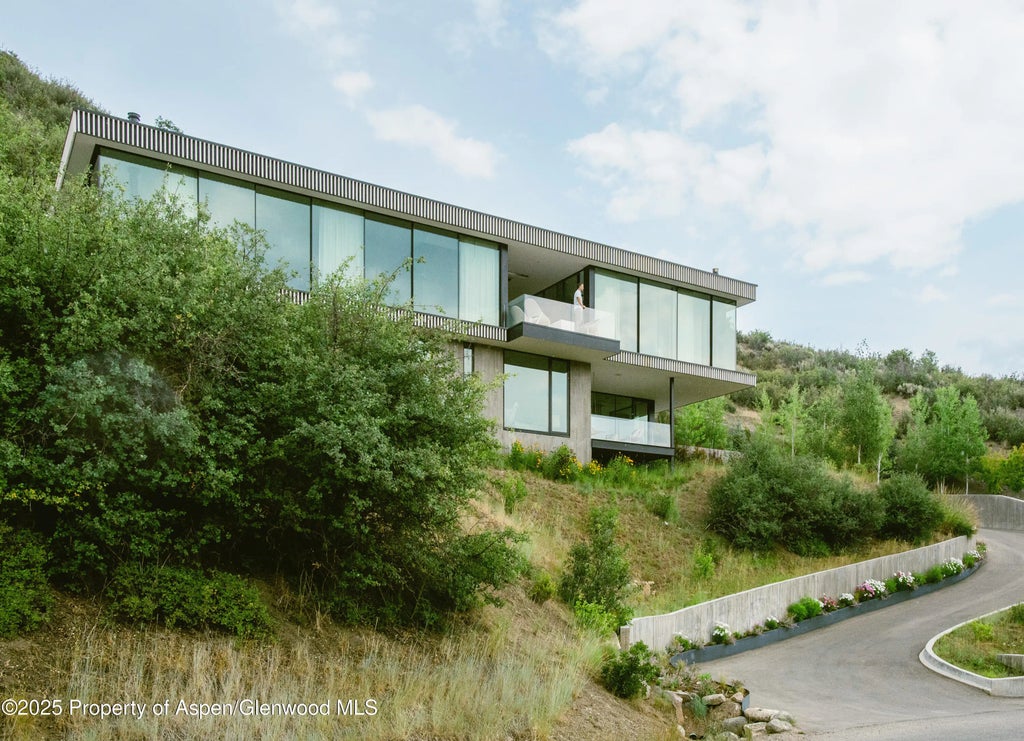 30 of 30 - 580 Medicine Bow Road, Aspen, CO