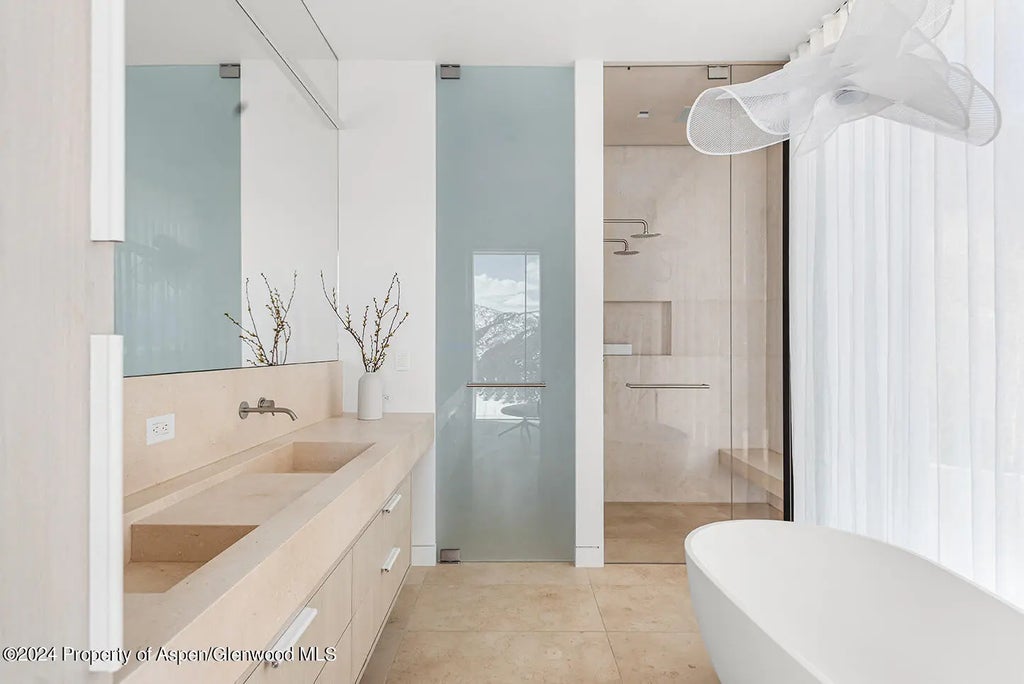 4 of 30 - 580 Medicine Bow Road, Aspen, CO