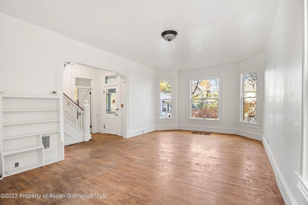 3 of 11 - 212 N Monarch Street, Aspen, CO