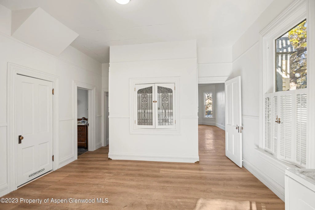 4 of 11 - 212 N Monarch Street, Aspen, CO