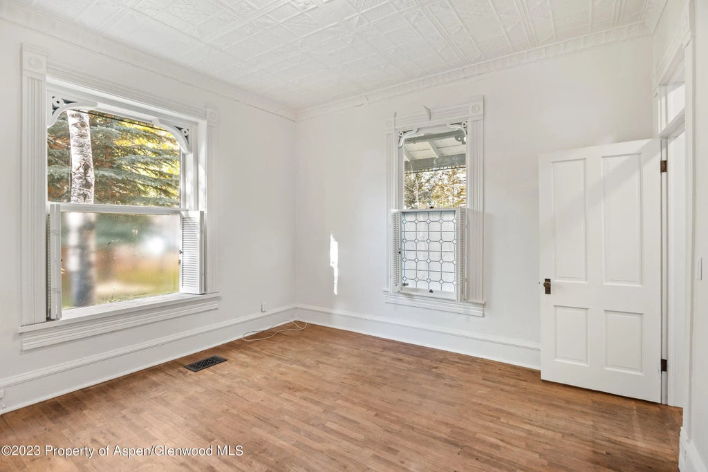 6 of 11 - 212 N Monarch Street, Aspen, CO