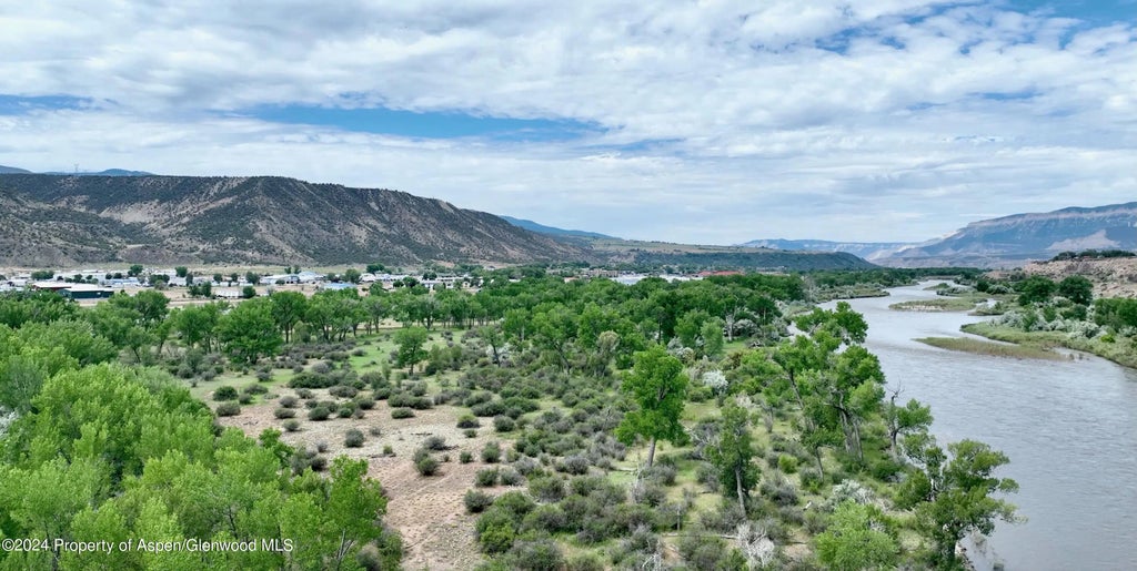 2 of 41 - 1797 N County Road 346, Rifle, CO