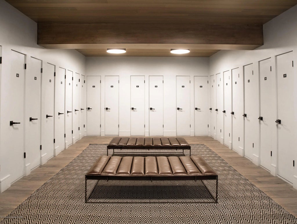 13 of 15 - 205 E Durant Avenue 1h, Aspen, CO