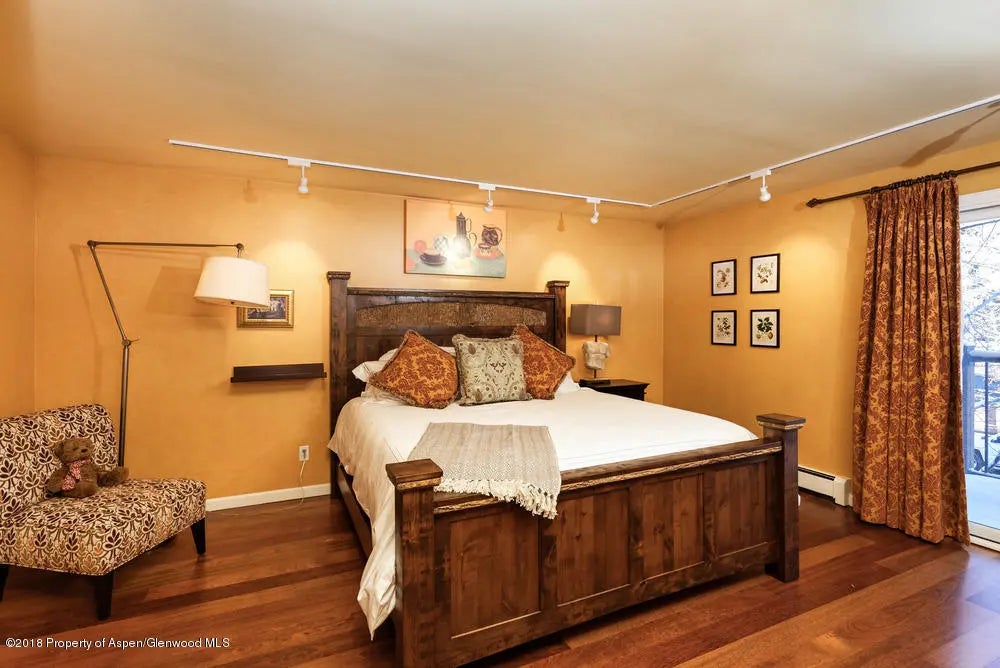 6 of 15 - 205 E Durant Avenue 1h, Aspen, CO