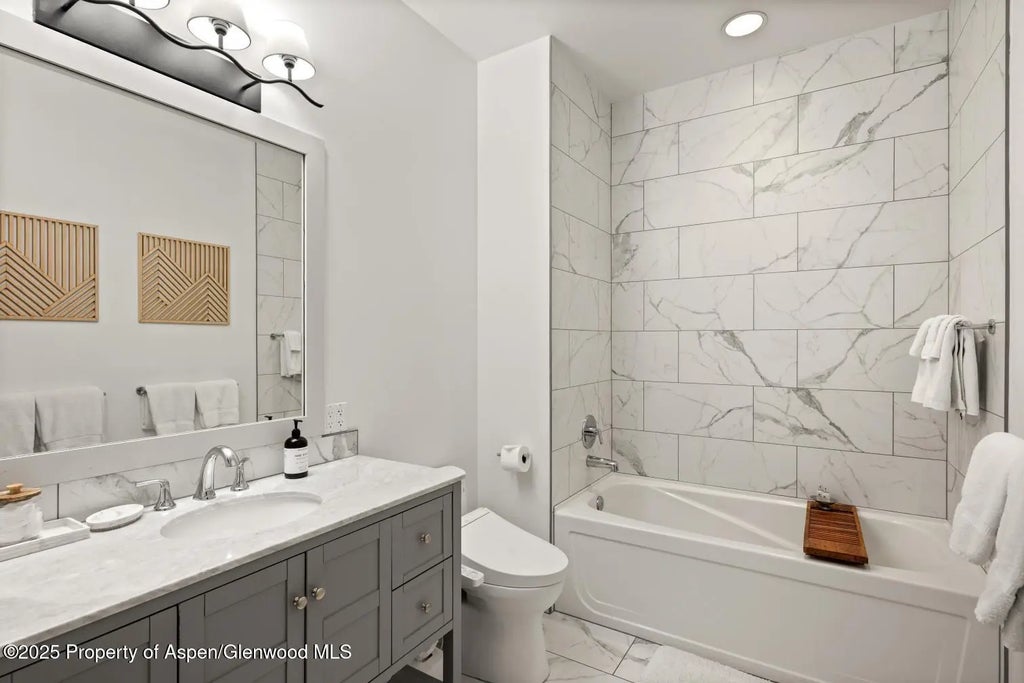 10 of 32 - 60 Carriage 3029, Snowmass Village, CO