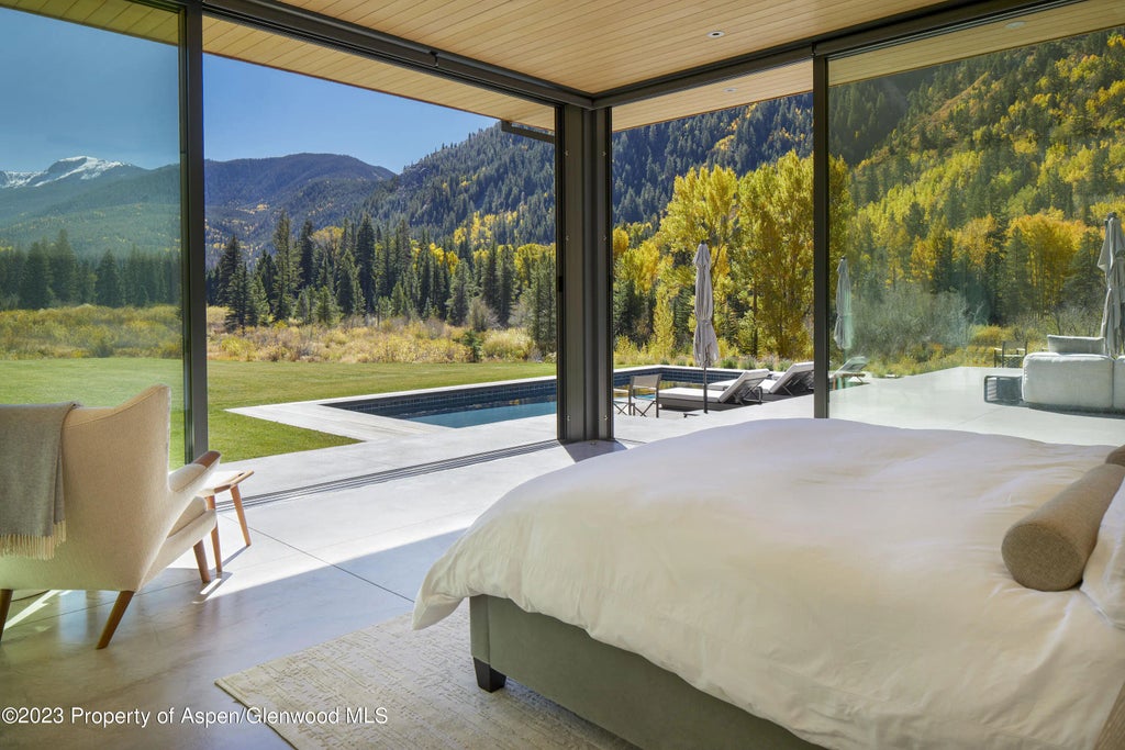 8 of 18 - 9 & 17 Ullr Way, Aspen, CO