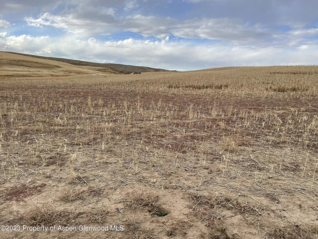 18 of 33 - Tbd County Road 103, Craig, CO