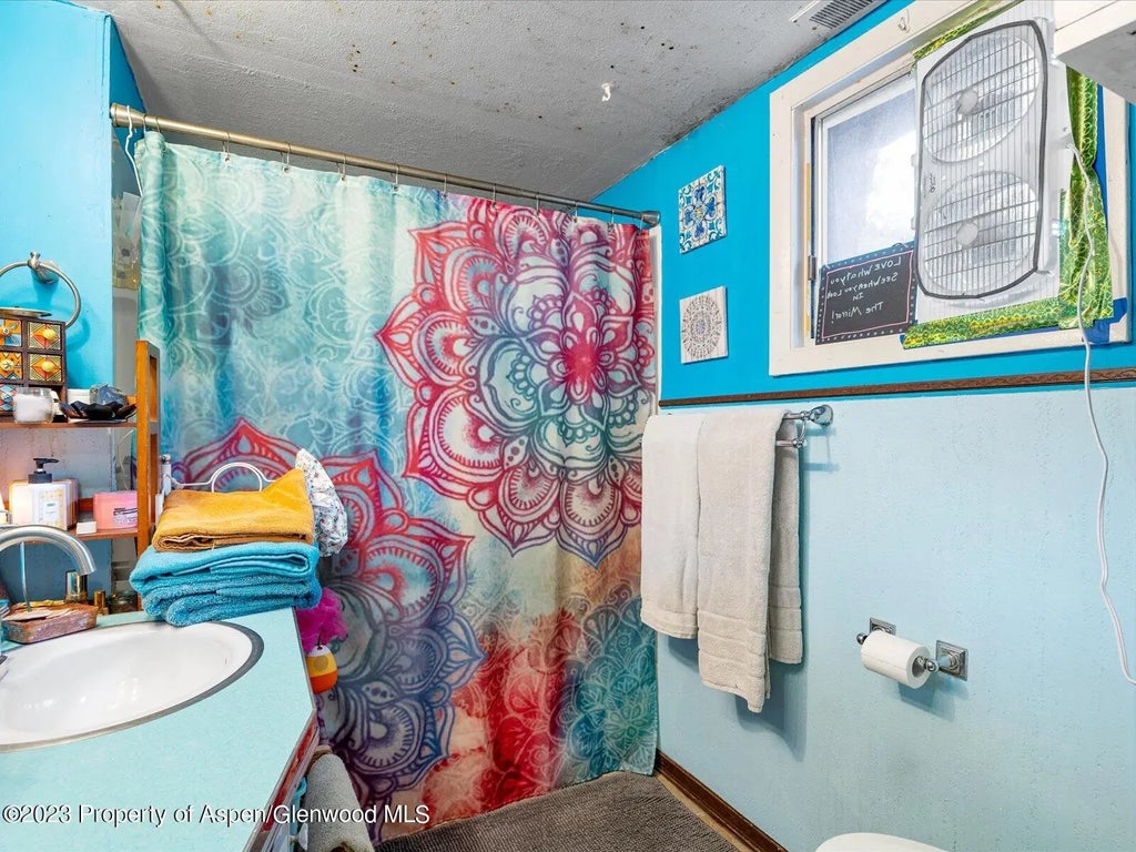 18 of 33 - 3110 S Grand Avenue, Glenwood Springs, CO