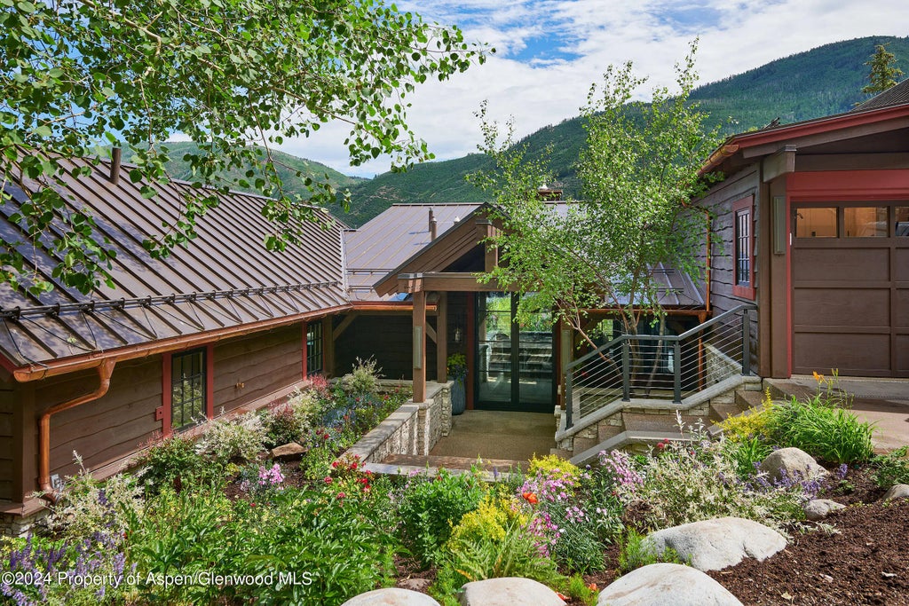 28 of 55 - 1271 Ute Avenue, Aspen, CO