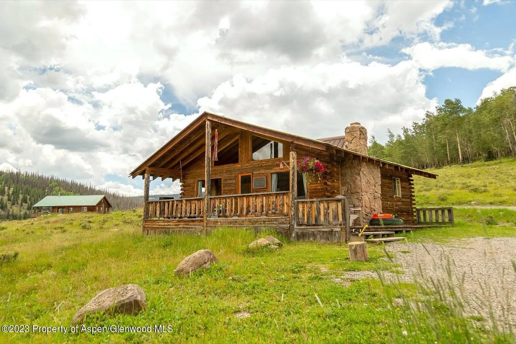 18 of 22 - 1001 County Road 17, Lake City, CO