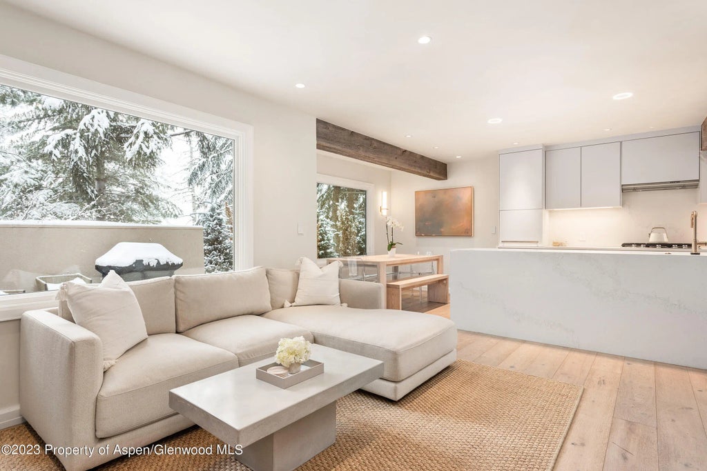 4 of 25 - 814 W Bleeker Street C4, Aspen, CO