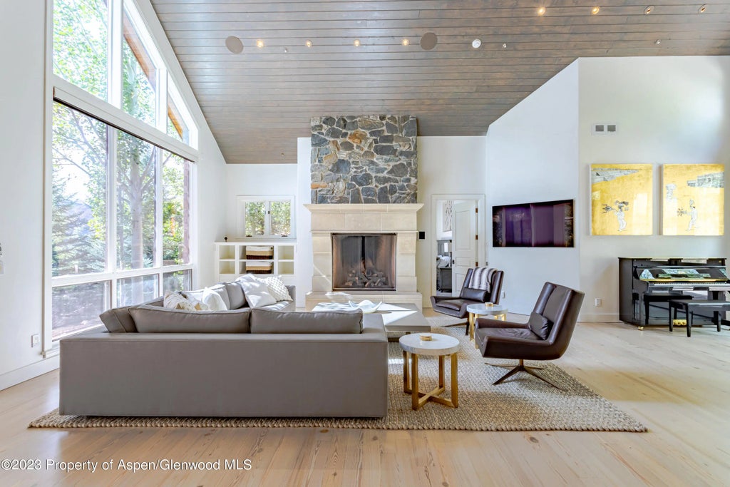 5 of 42 - 387 Silverlode Drive, Aspen, CO
