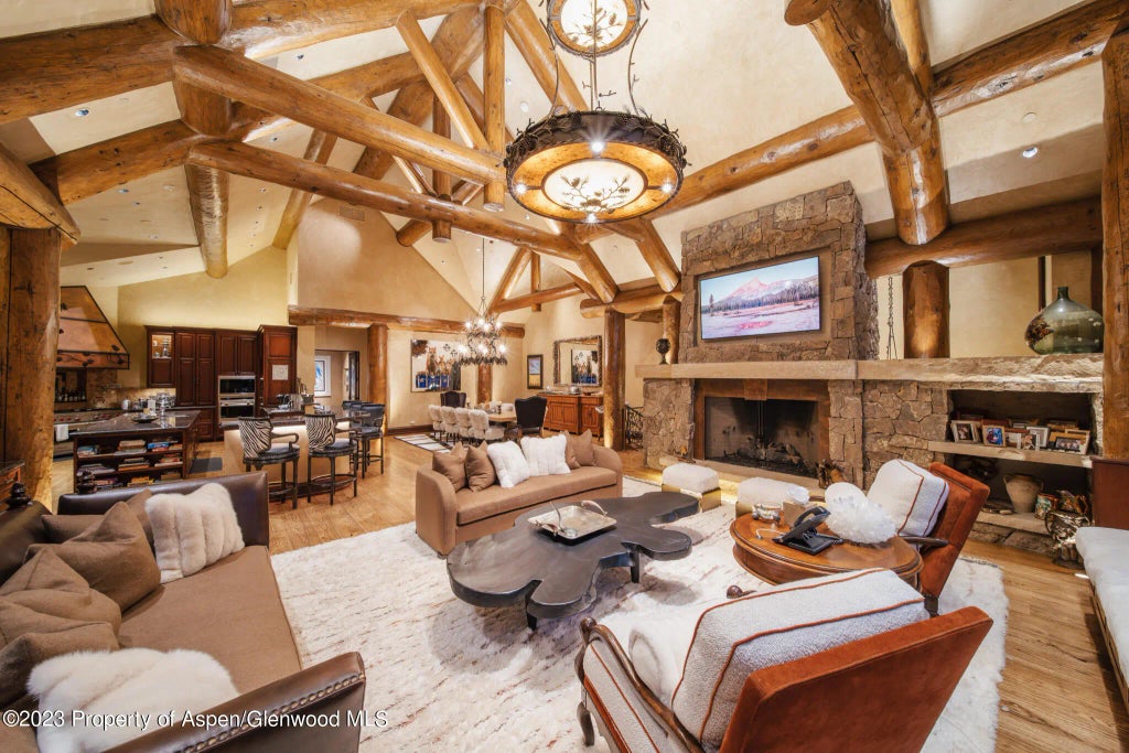 5 of 102 - 928 S Mill Street, Aspen, CO
