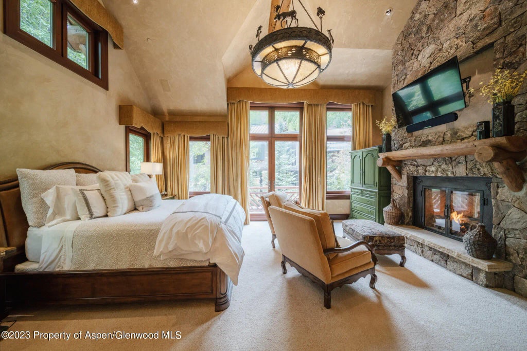 55 of 102 - 928 S Mill Street, Aspen, CO