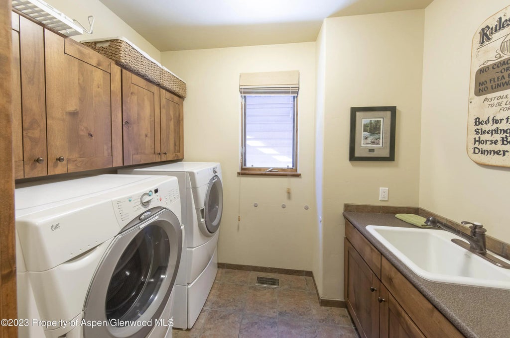 19 of 47 - 627 N Bridge Drive, Carbondale, CO