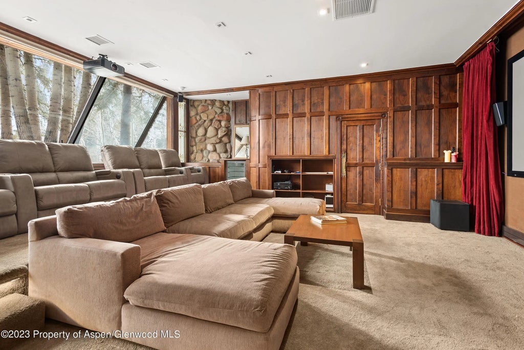 10 of 42 - 164 Eastwood Road, Aspen, CO