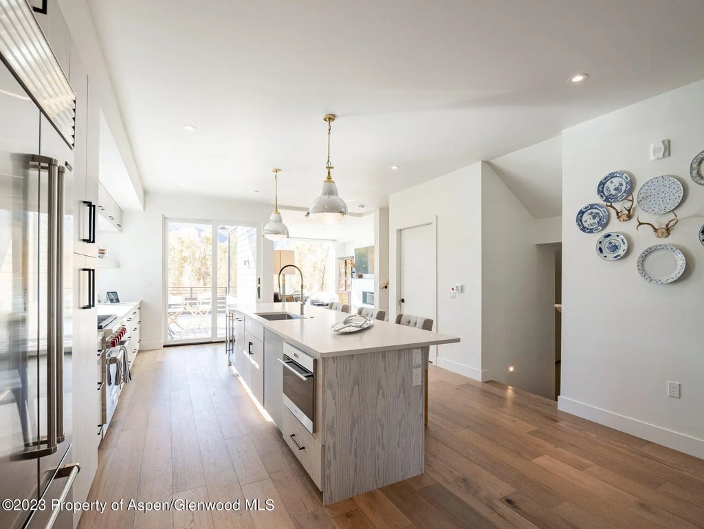 12 of 40 - 22858 Two Rivers Road, Basalt, CO