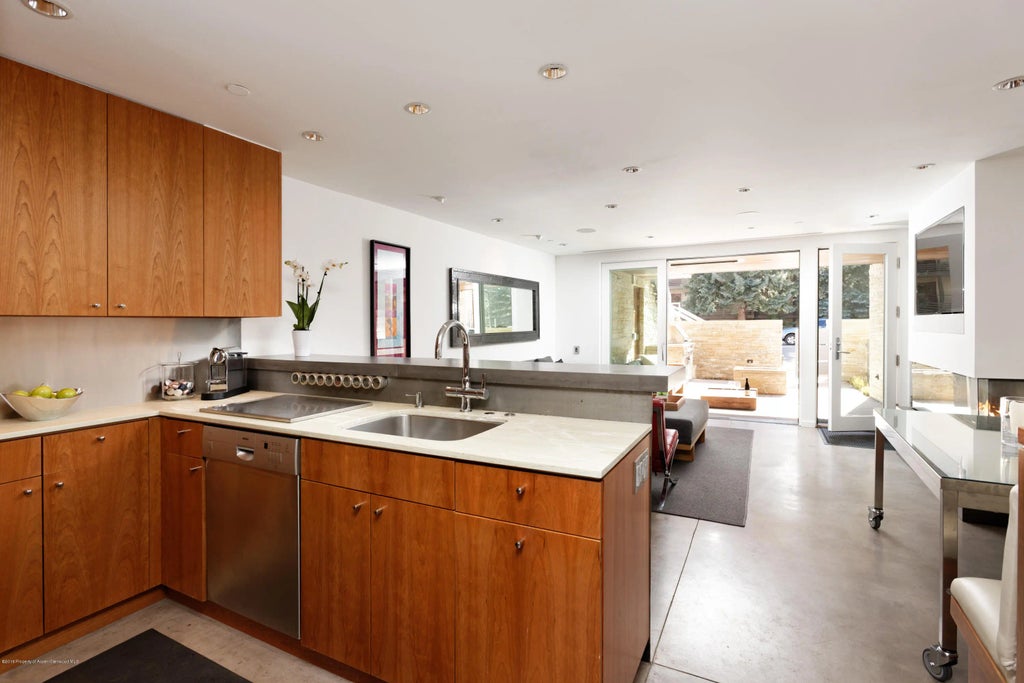 11 of 20 - 100 E Cooper Avenue #3, Aspen, CO