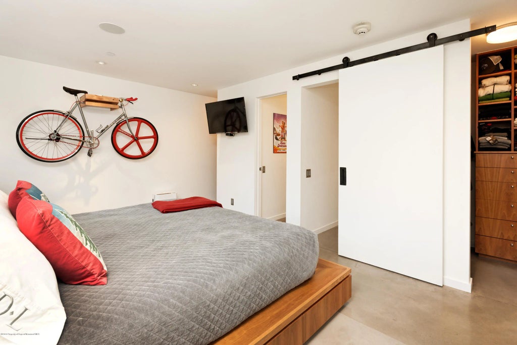 14 of 20 - 100 E Cooper Avenue #3, Aspen, CO