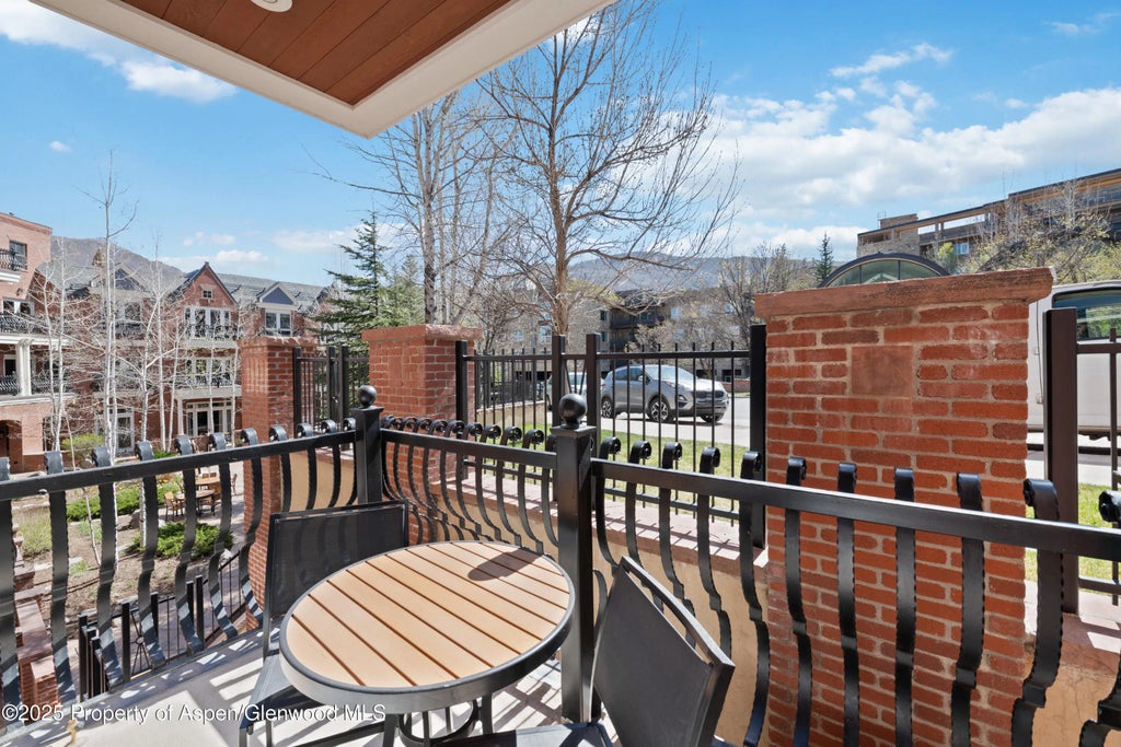 16 of 23 - 415 E Dean Street Unit 23a And 23b Week 11, Aspen, CO