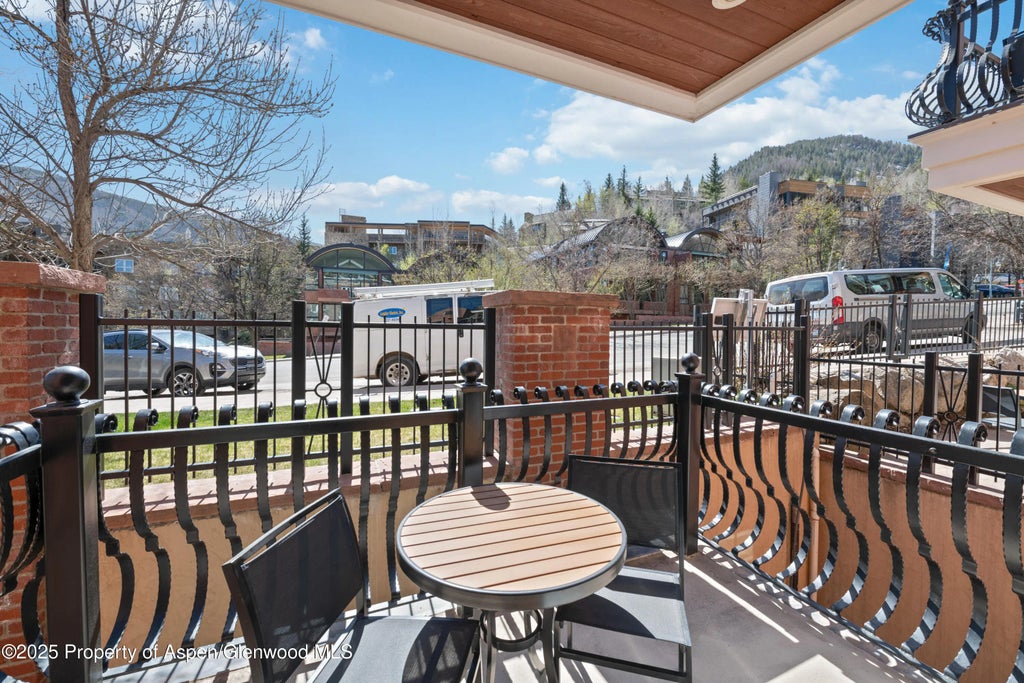 17 of 23 - 415 E Dean Street Unit 23a And 23b Week 11, Aspen, CO