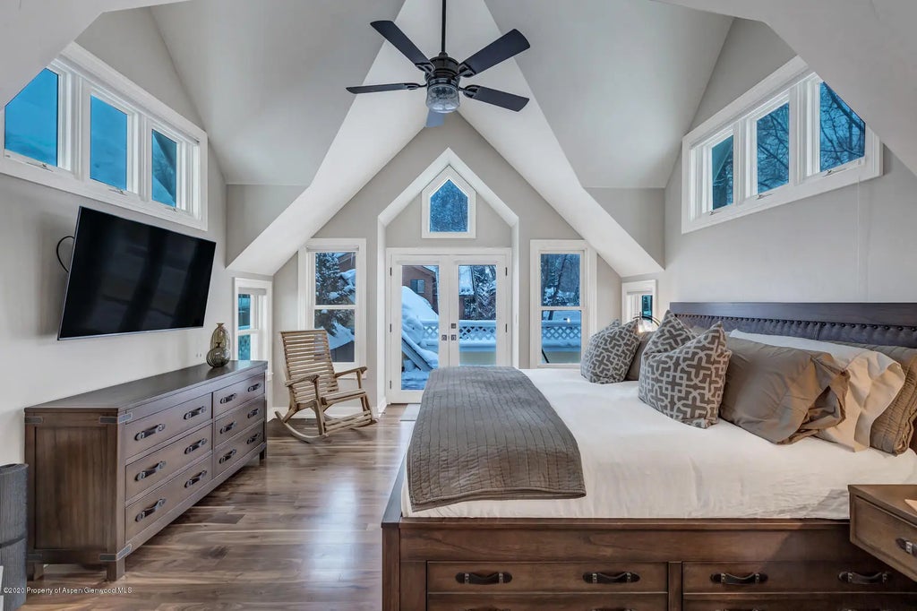 1 of 46 - 633 W Main Street, Aspen, CO