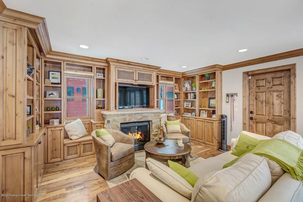 34 of 46 - 633 W Main Street, Aspen, CO