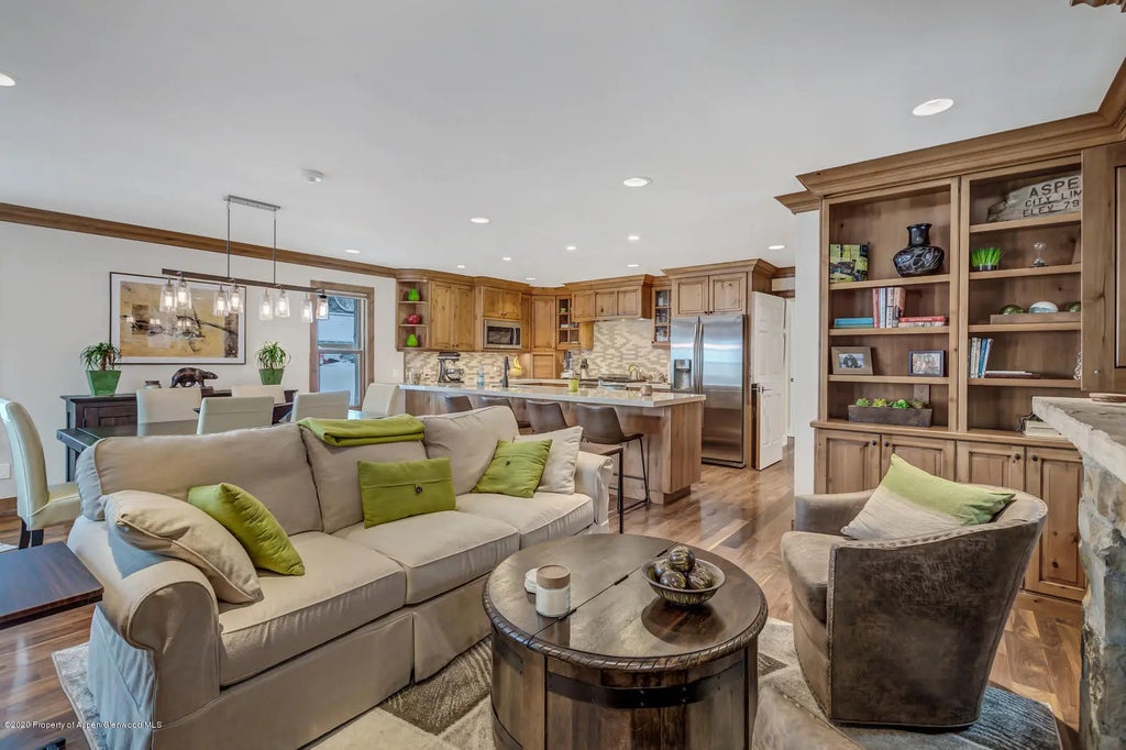 39 of 46 - 633 W Main Street, Aspen, CO