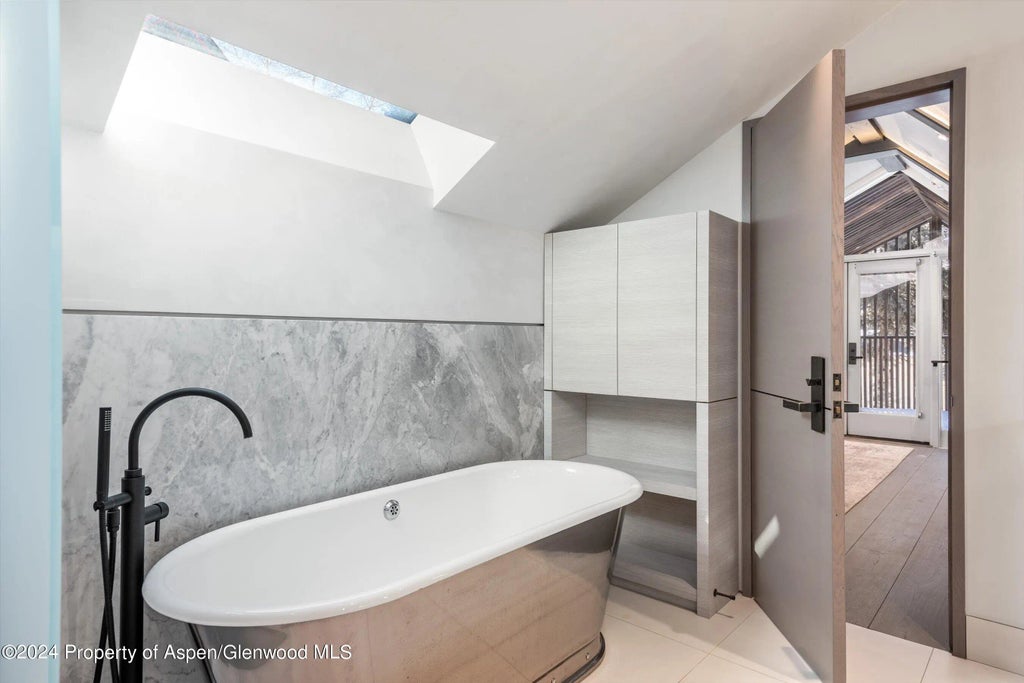 12 of 22 - 131 W Bleeker Street, Aspen, CO