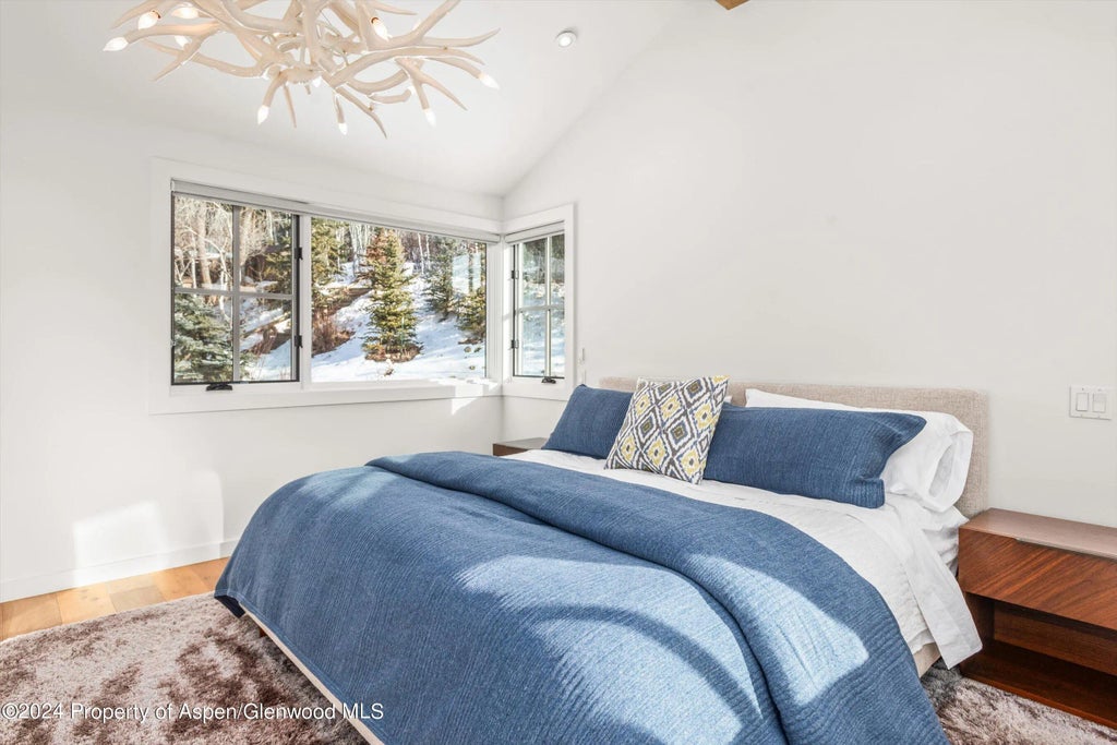 16 of 31 - 449 Mountain Laurel Drive #4, Aspen, CO